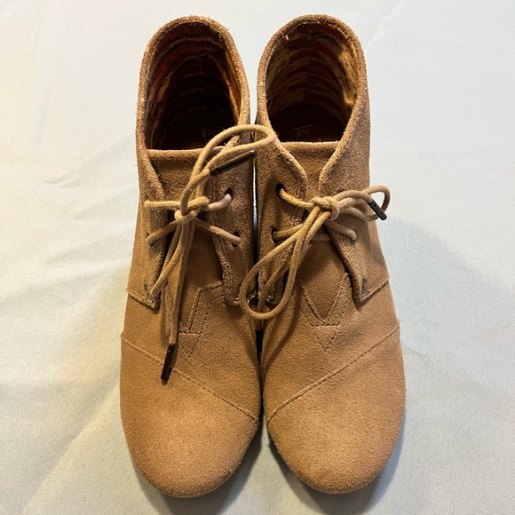TOMS Womens Desert Wedge Tan Booties Size 8 - Picture 2 of 6
